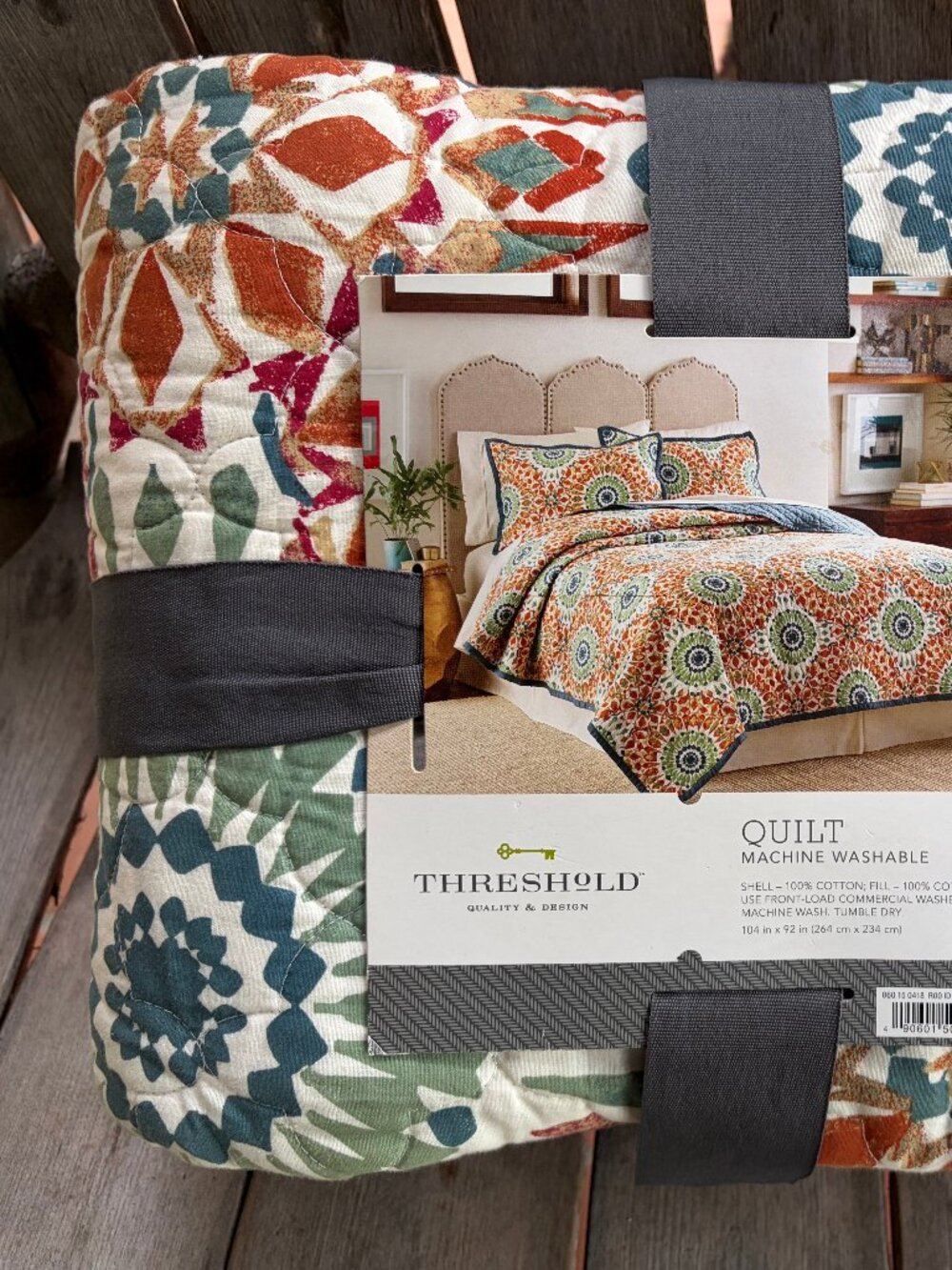 NEW Threshold KING Size Cotton Large Medallion Pattern Quilt COTTON (104" X 92")